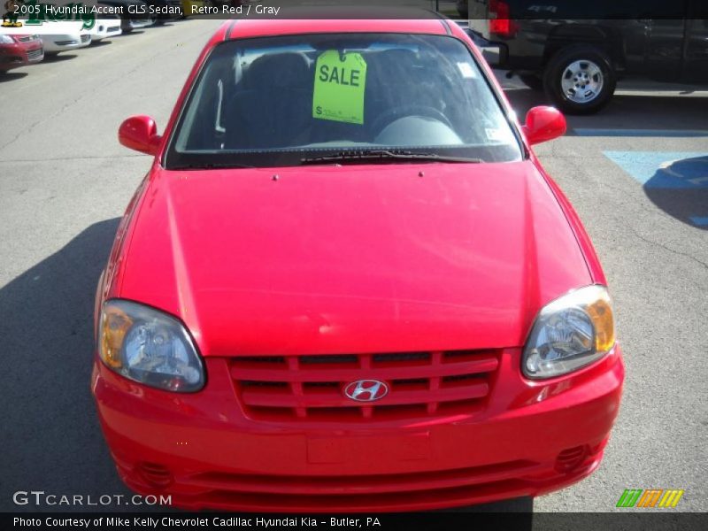 Retro Red / Gray 2005 Hyundai Accent GLS Sedan