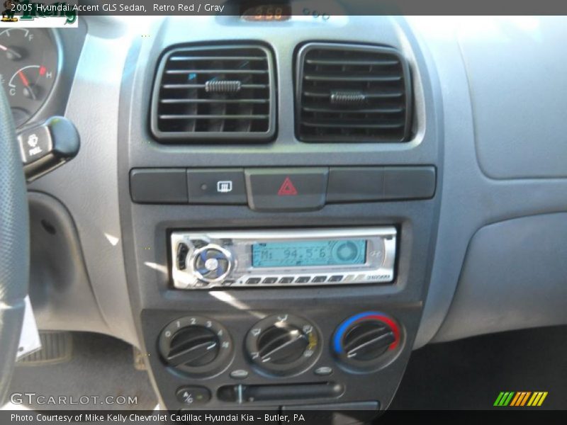 Retro Red / Gray 2005 Hyundai Accent GLS Sedan