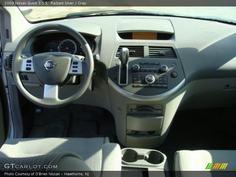 Radiant Silver / Gray 2009 Nissan Quest 3.5 S