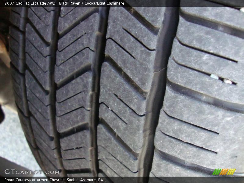 Black Raven / Cocoa/Light Cashmere 2007 Cadillac Escalade AWD