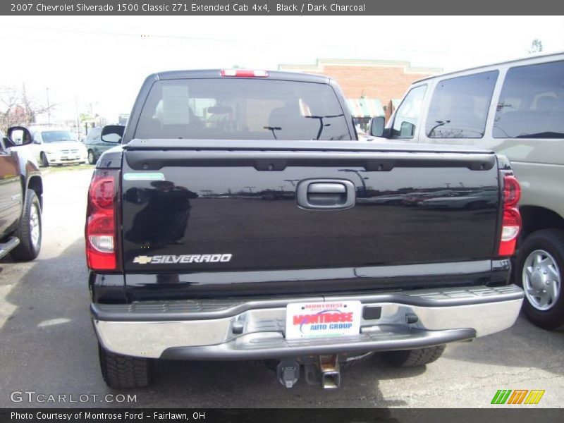 Black / Dark Charcoal 2007 Chevrolet Silverado 1500 Classic Z71 Extended Cab 4x4