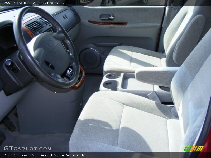 Ruby Red / Gray 2004 Kia Sedona EX