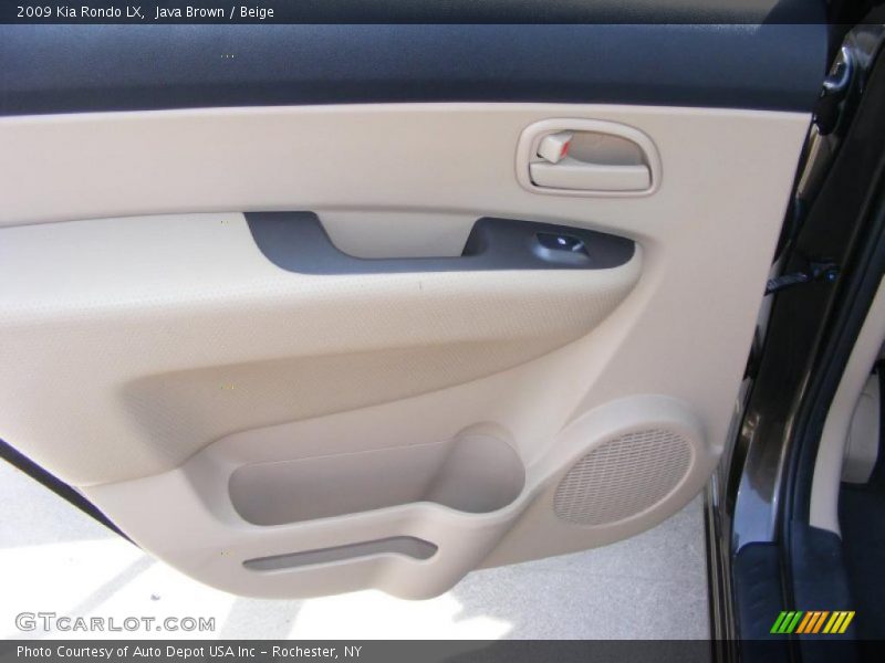 Java Brown / Beige 2009 Kia Rondo LX