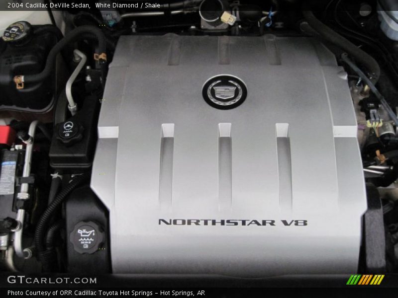 White Diamond / Shale 2004 Cadillac DeVille Sedan