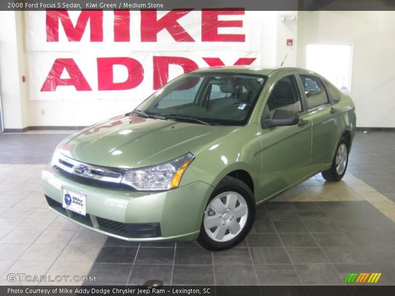 Kiwi Green / Medium Stone 2008 Ford Focus S Sedan