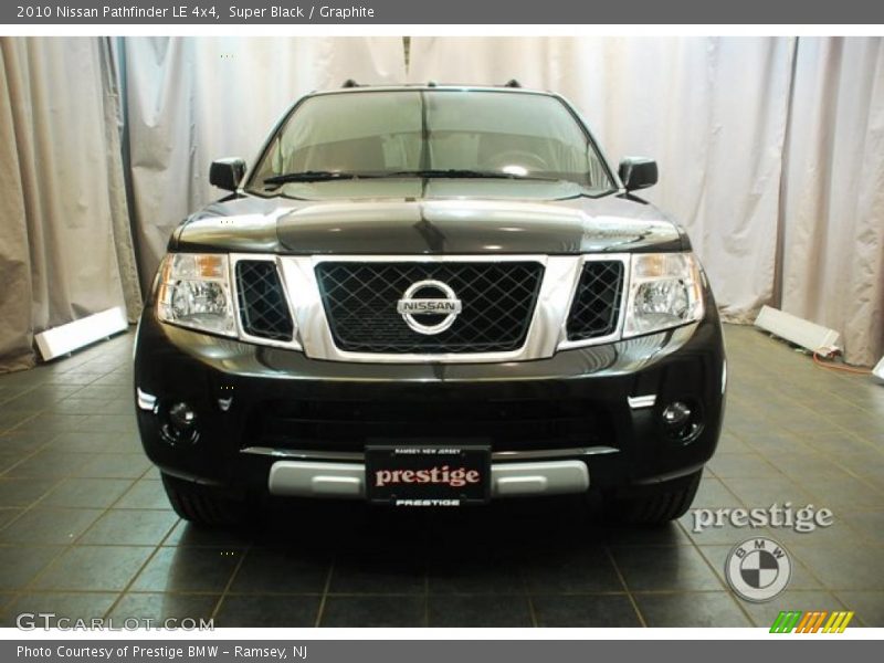 Super Black / Graphite 2010 Nissan Pathfinder LE 4x4