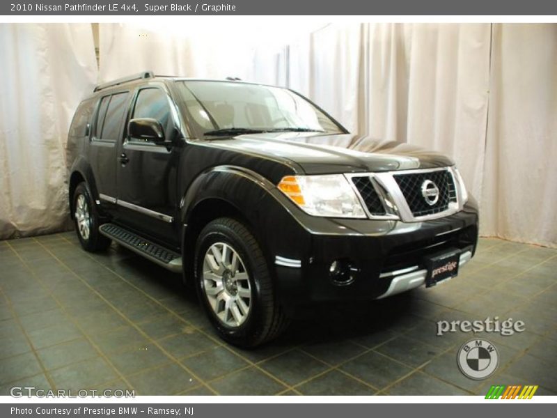 Super Black / Graphite 2010 Nissan Pathfinder LE 4x4