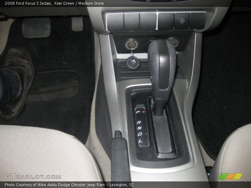 Kiwi Green / Medium Stone 2008 Ford Focus S Sedan