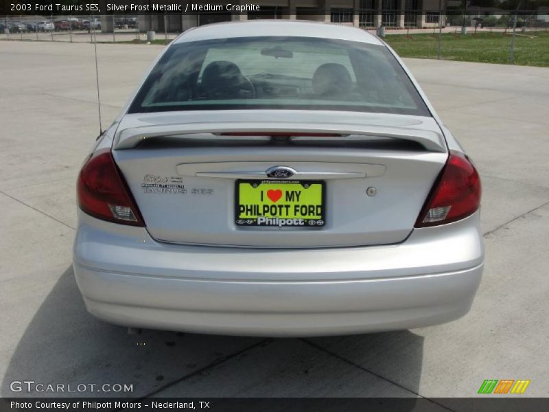 Silver Frost Metallic / Medium Graphite 2003 Ford Taurus SES