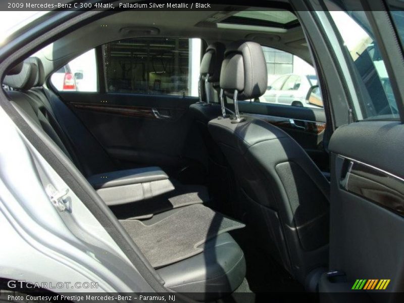Palladium Silver Metallic / Black 2009 Mercedes-Benz C 300 4Matic