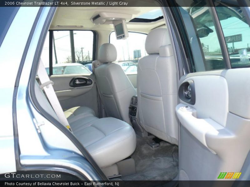 Silverstone Metallic / Light Gray 2006 Chevrolet TrailBlazer LT 4x4