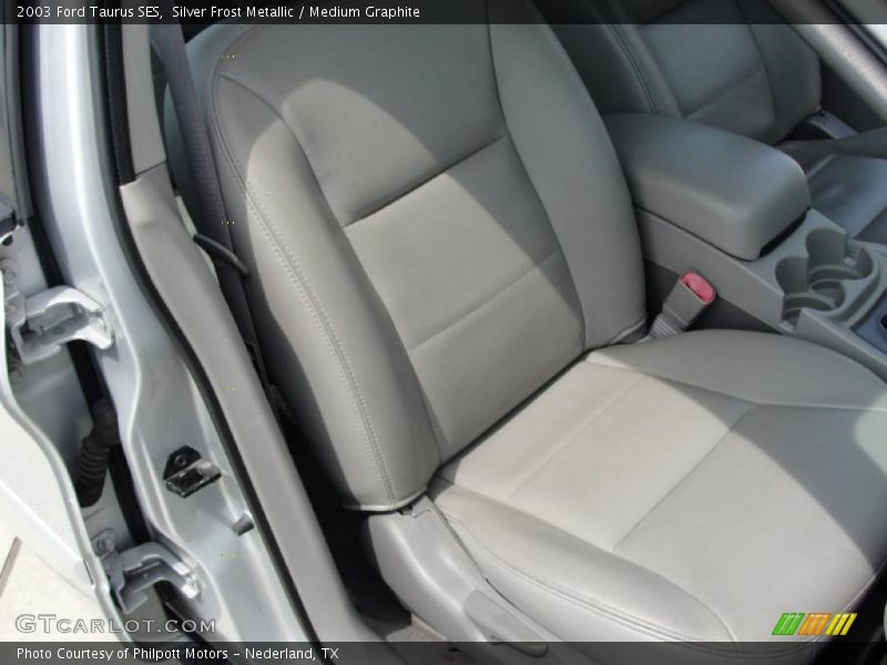 Silver Frost Metallic / Medium Graphite 2003 Ford Taurus SES