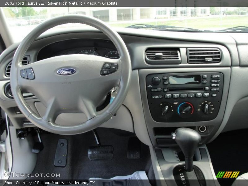 Silver Frost Metallic / Medium Graphite 2003 Ford Taurus SES