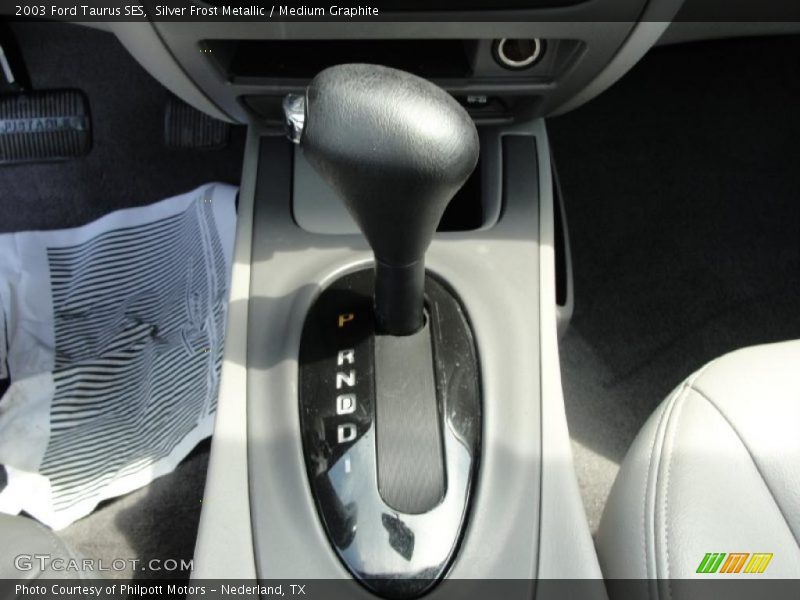 Silver Frost Metallic / Medium Graphite 2003 Ford Taurus SES