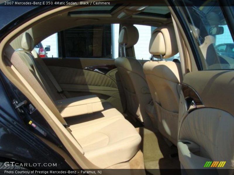 Black / Cashmere 2007 Mercedes-Benz E 350 4Matic Sedan