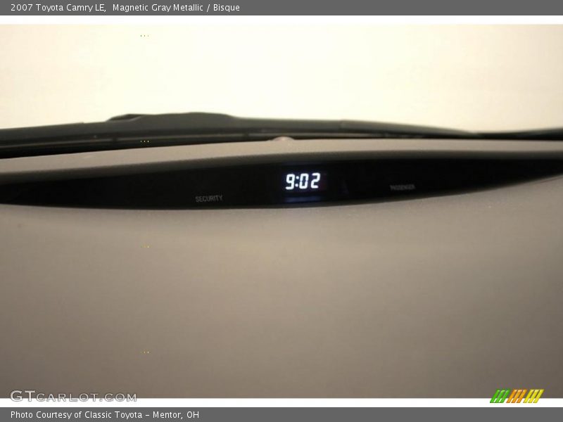 Magnetic Gray Metallic / Bisque 2007 Toyota Camry LE