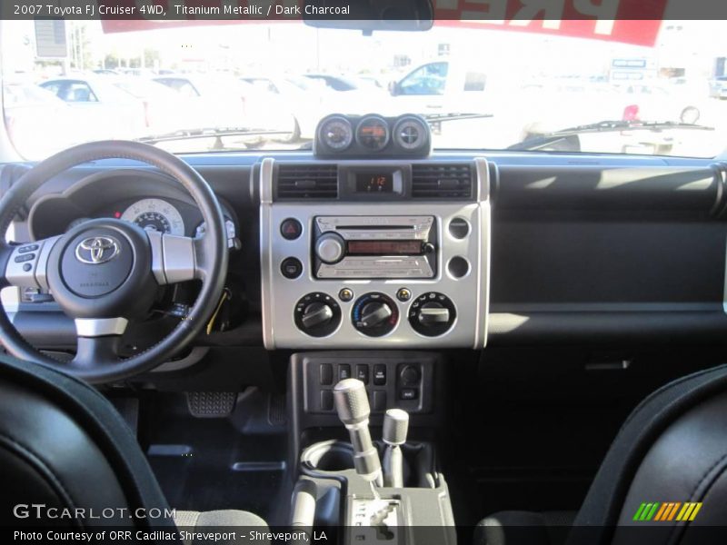 Titanium Metallic / Dark Charcoal 2007 Toyota FJ Cruiser 4WD