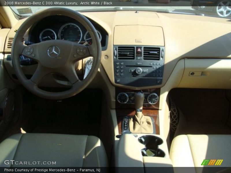 Arctic White / Black 2008 Mercedes-Benz C 300 4Matic Luxury