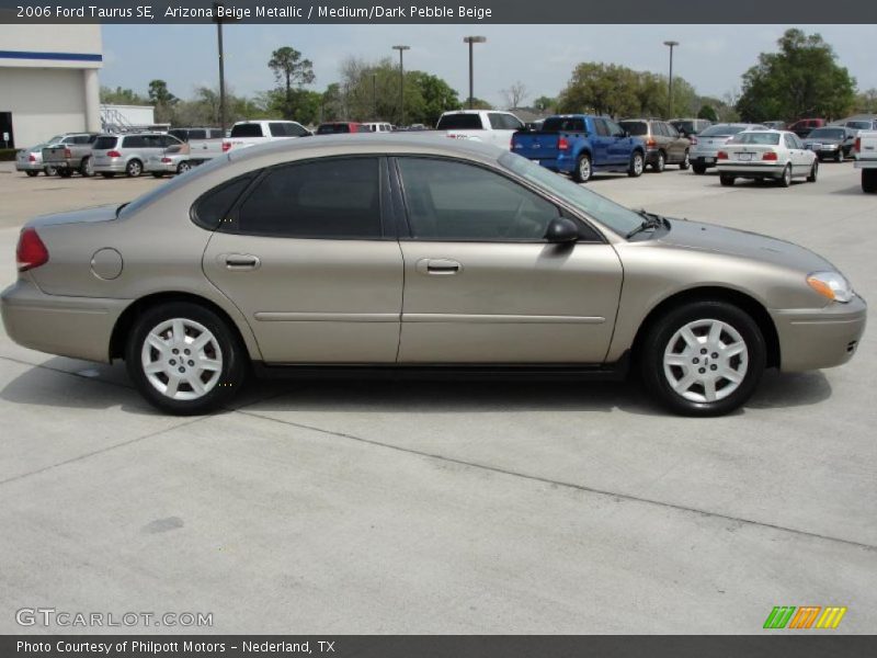 Arizona Beige Metallic / Medium/Dark Pebble Beige 2006 Ford Taurus SE