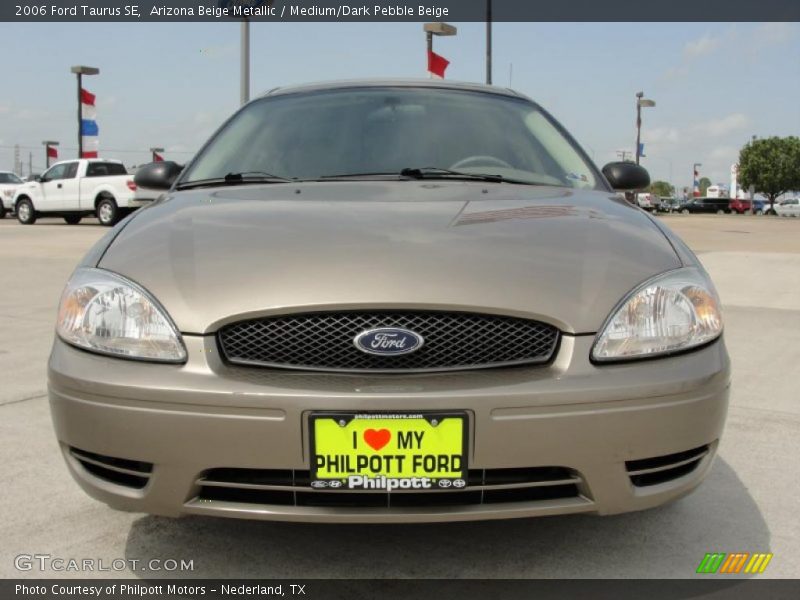 Arizona Beige Metallic / Medium/Dark Pebble Beige 2006 Ford Taurus SE