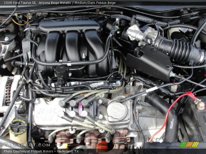 Arizona Beige Metallic / Medium/Dark Pebble Beige 2006 Ford Taurus SE