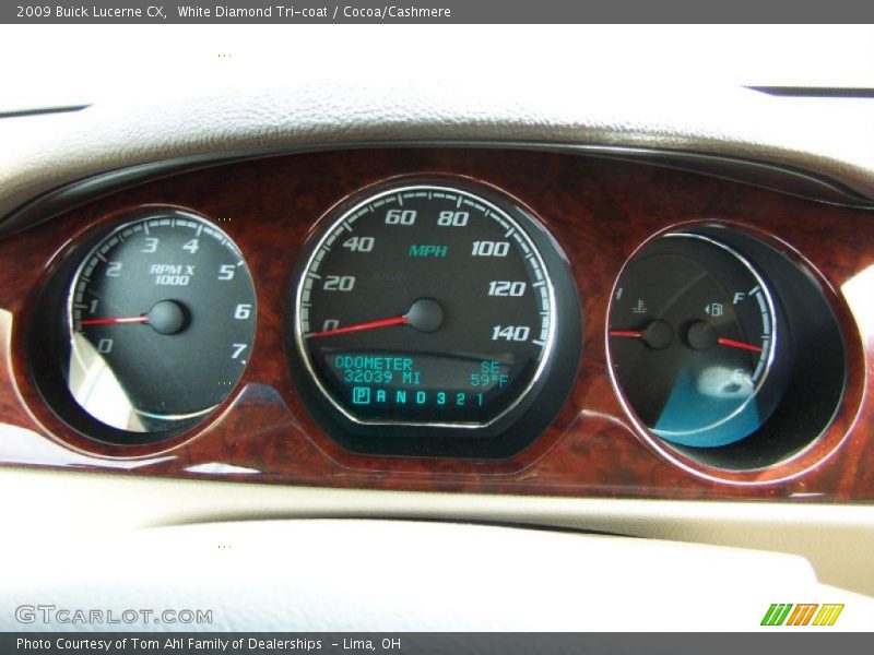 White Diamond Tri-coat / Cocoa/Cashmere 2009 Buick Lucerne CX