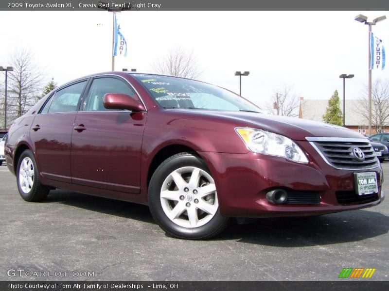 Cassis Red Pearl / Light Gray 2009 Toyota Avalon XL