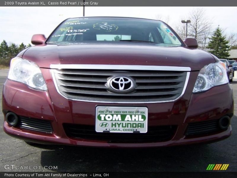 Cassis Red Pearl / Light Gray 2009 Toyota Avalon XL