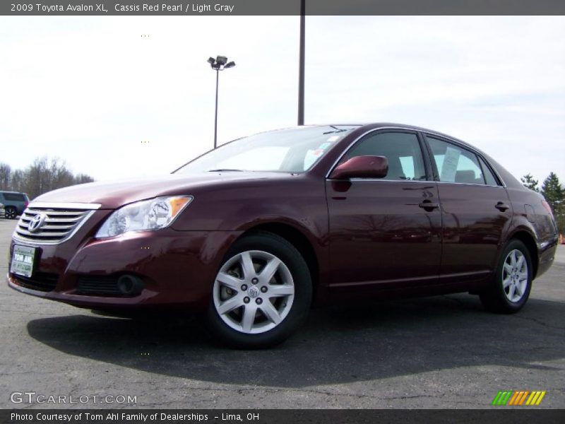 Cassis Red Pearl / Light Gray 2009 Toyota Avalon XL