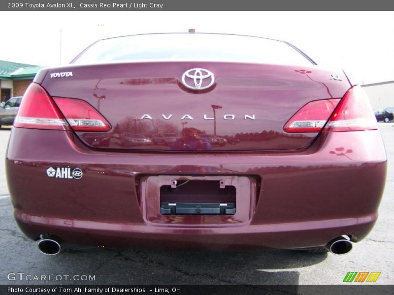 Cassis Red Pearl / Light Gray 2009 Toyota Avalon XL