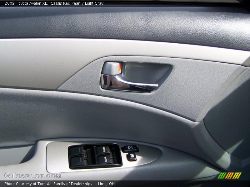 Cassis Red Pearl / Light Gray 2009 Toyota Avalon XL