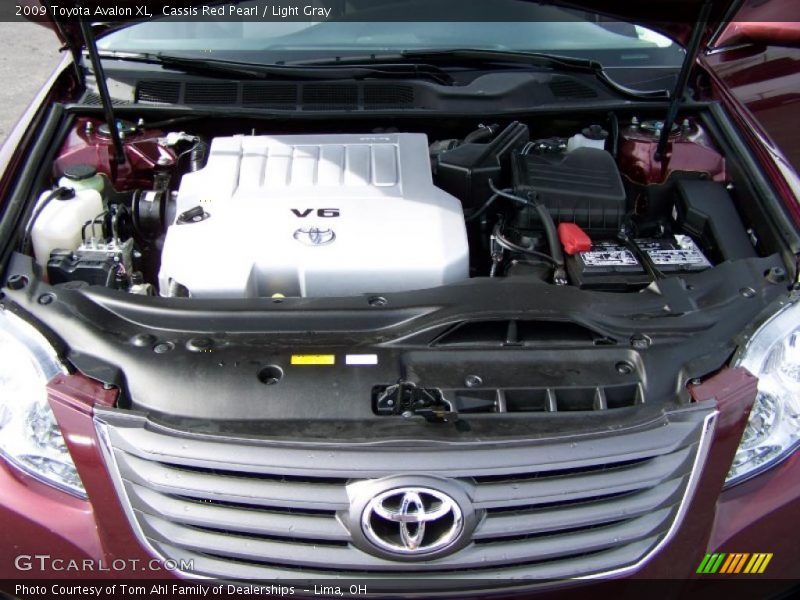 Cassis Red Pearl / Light Gray 2009 Toyota Avalon XL