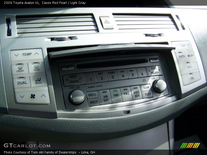 Cassis Red Pearl / Light Gray 2009 Toyota Avalon XL