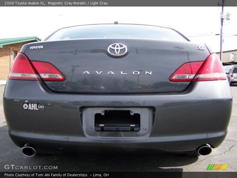 Magnetic Gray Metallic / Light Gray 2009 Toyota Avalon XL