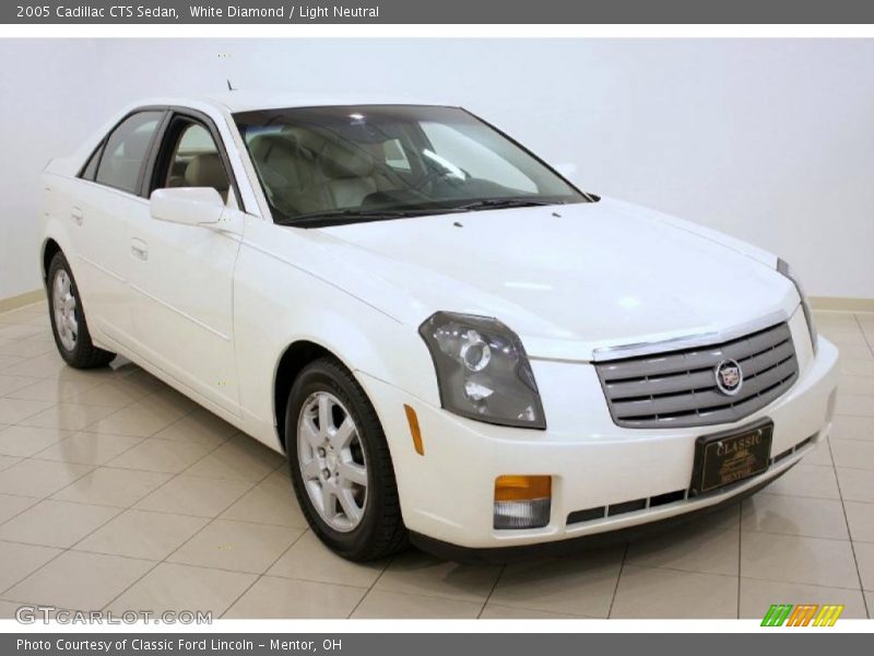 White Diamond / Light Neutral 2005 Cadillac CTS Sedan