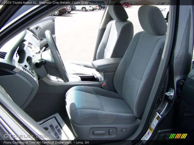 Magnetic Gray Metallic / Light Gray 2009 Toyota Avalon XL