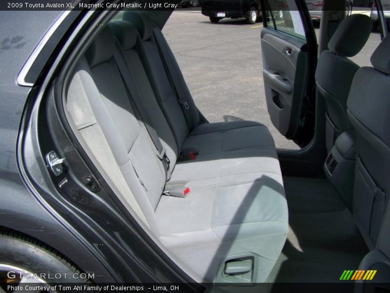 Magnetic Gray Metallic / Light Gray 2009 Toyota Avalon XL
