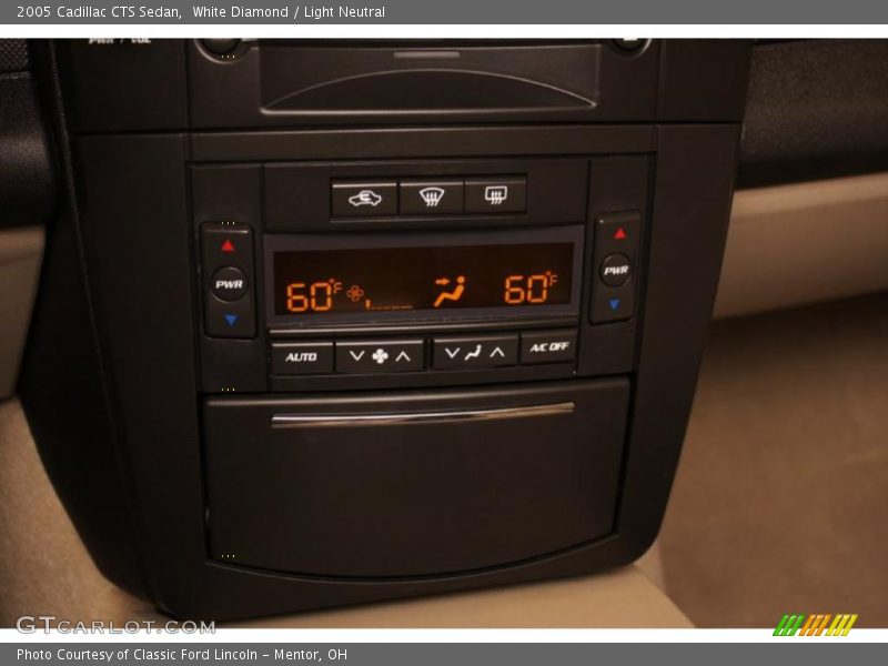 White Diamond / Light Neutral 2005 Cadillac CTS Sedan