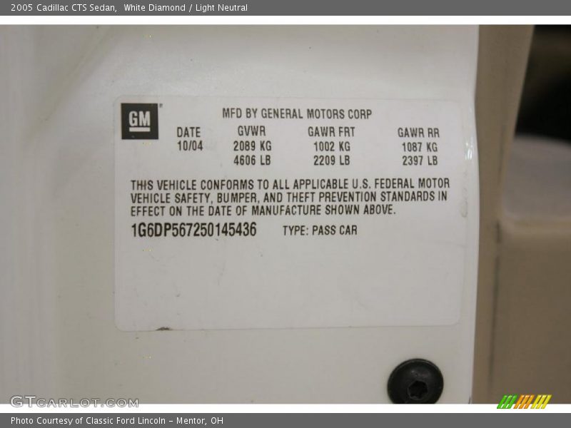 White Diamond / Light Neutral 2005 Cadillac CTS Sedan