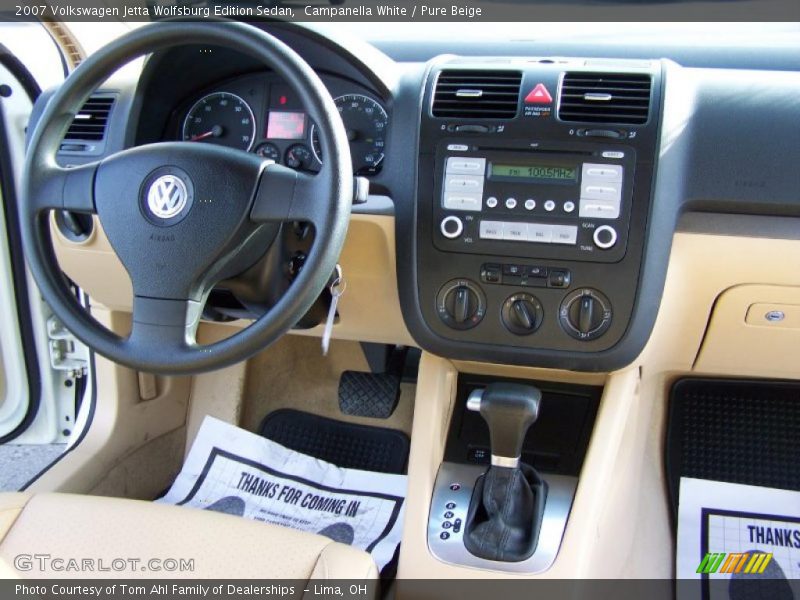 Campanella White / Pure Beige 2007 Volkswagen Jetta Wolfsburg Edition Sedan