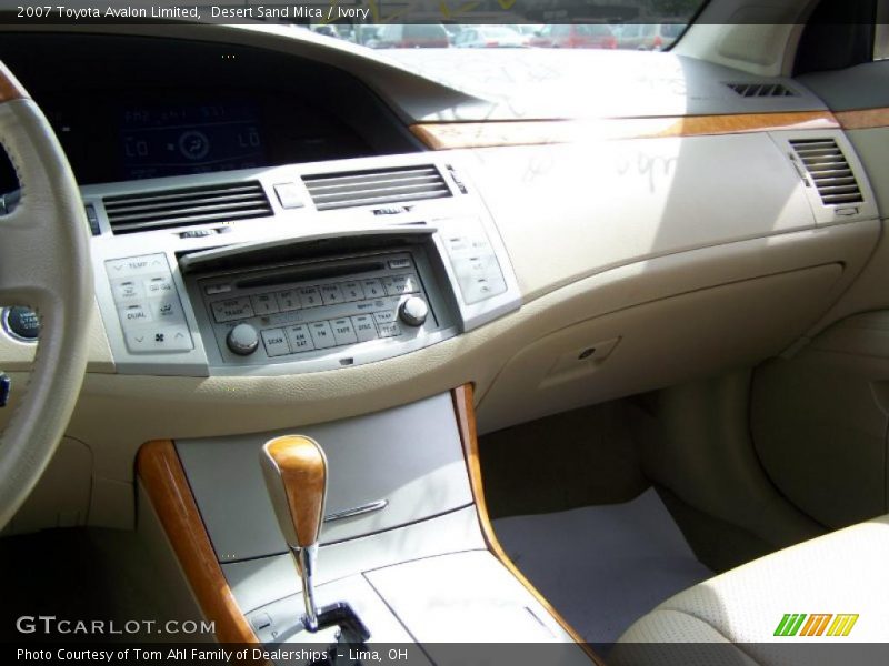 Desert Sand Mica / Ivory 2007 Toyota Avalon Limited