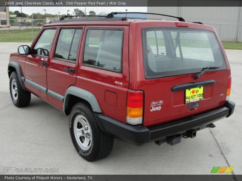 Chili Pepper Red Pearl / Mist Gray 1998 Jeep Cherokee Classic 4x4