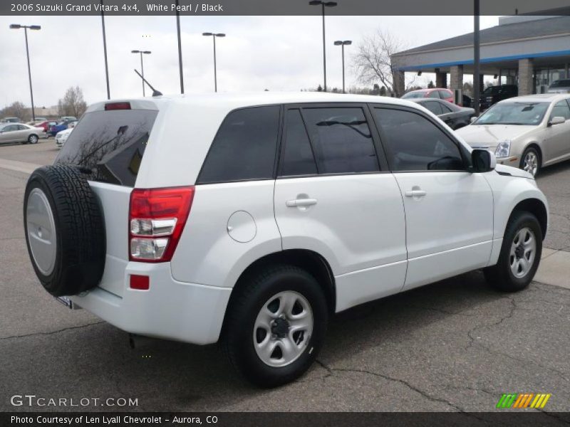 White Pearl / Black 2006 Suzuki Grand Vitara 4x4