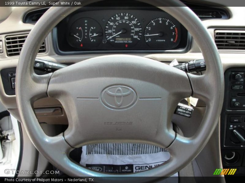 Super White / Oak 1999 Toyota Camry LE