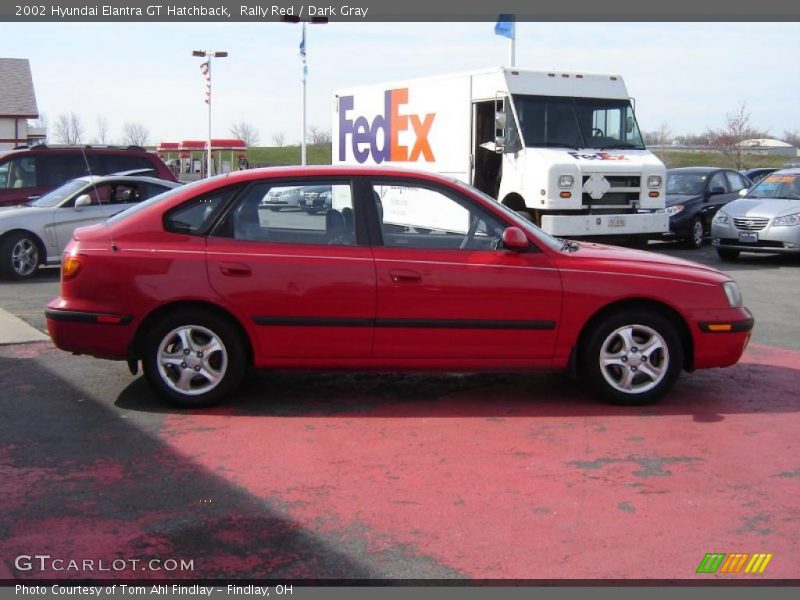 Rally Red / Dark Gray 2002 Hyundai Elantra GT Hatchback