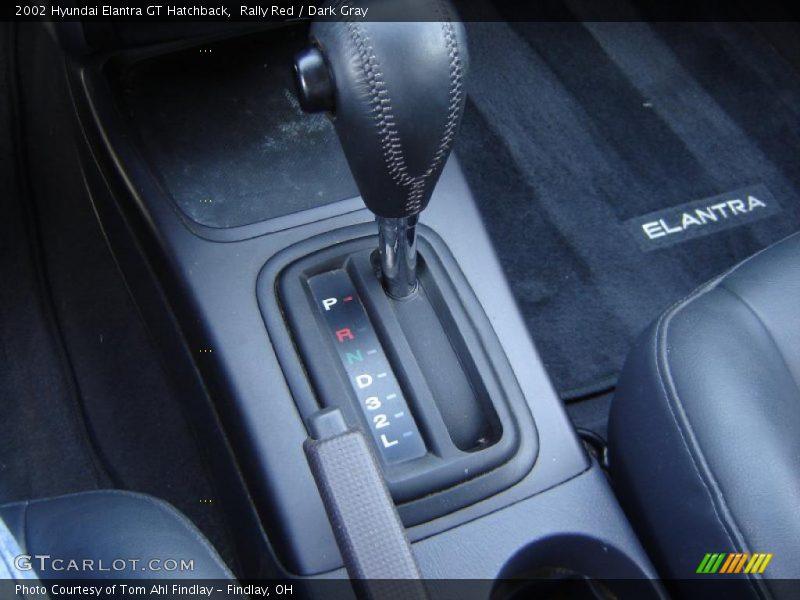 Rally Red / Dark Gray 2002 Hyundai Elantra GT Hatchback