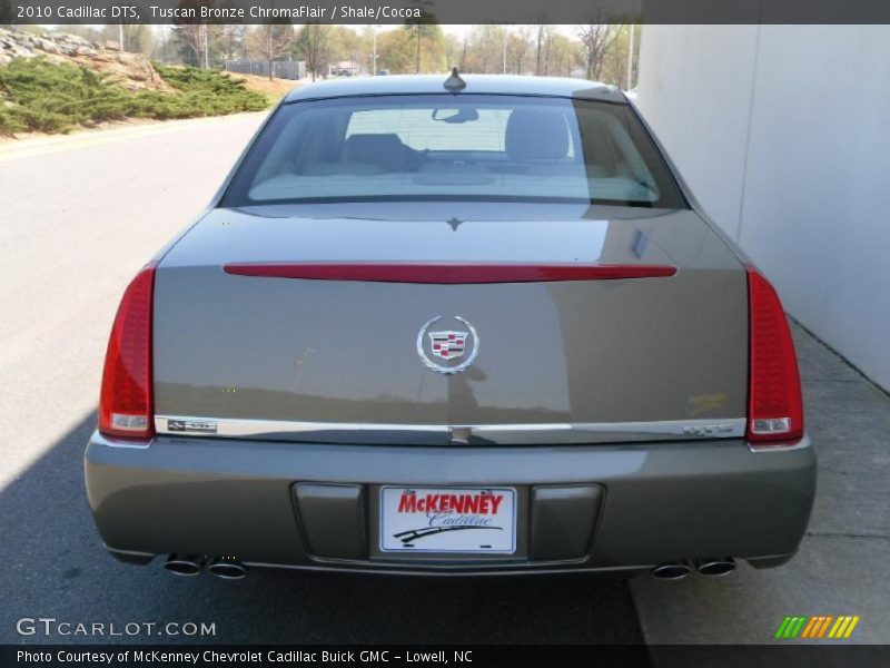 Tuscan Bronze ChromaFlair / Shale/Cocoa 2010 Cadillac DTS
