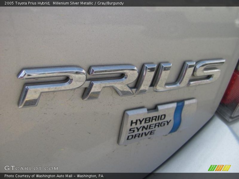 Millenium Silver Metallic / Gray/Burgundy 2005 Toyota Prius Hybrid