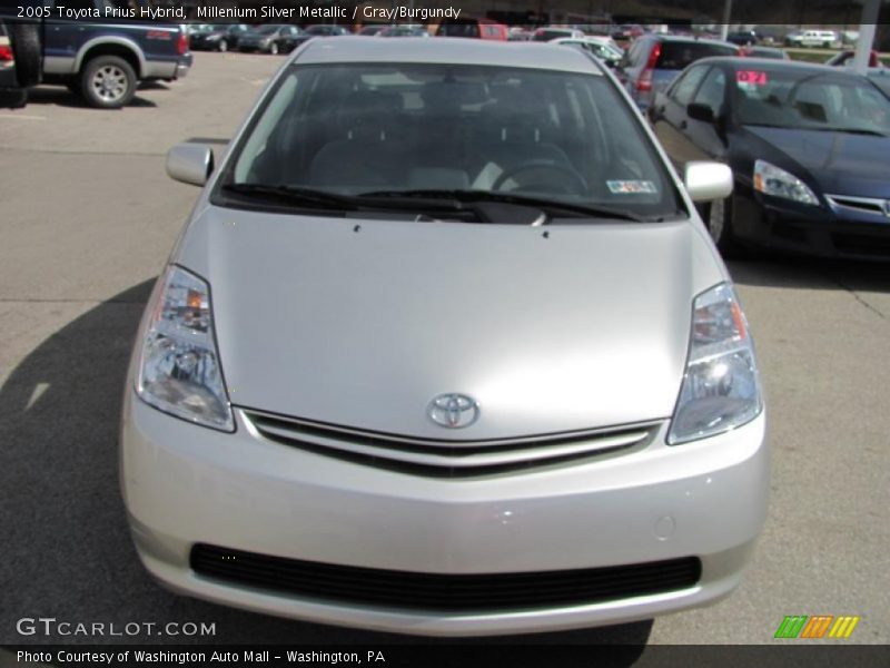 Millenium Silver Metallic / Gray/Burgundy 2005 Toyota Prius Hybrid