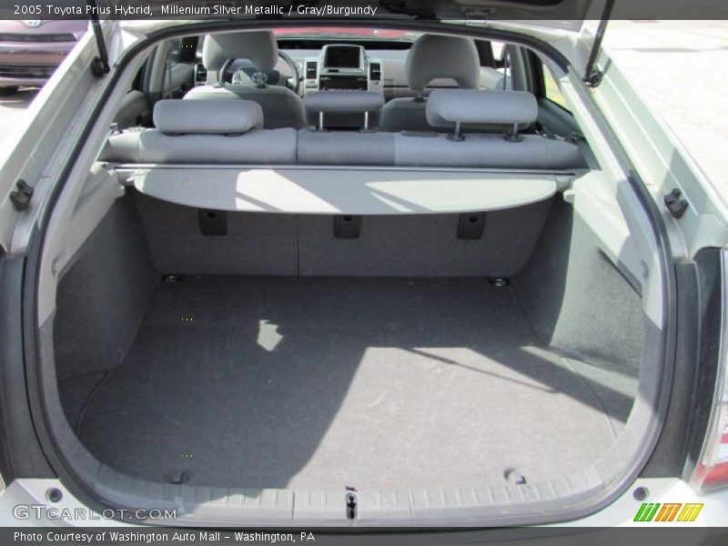 Millenium Silver Metallic / Gray/Burgundy 2005 Toyota Prius Hybrid